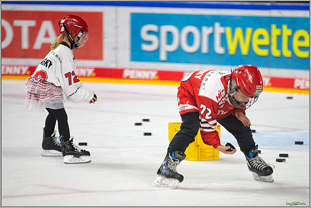 PENNY DEL; Koelner Haie- Grizzly Wolfsburg; Koeln, 26.10.2022